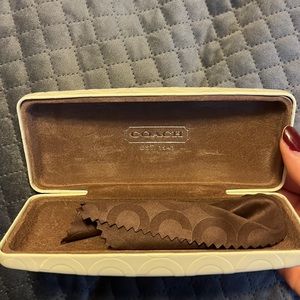 ⚡️BLACK FRIDAY SALE⚡️ Coach glasses case